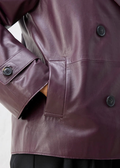 Londra - Chaqueta Caban confeccionada en piel de napa.