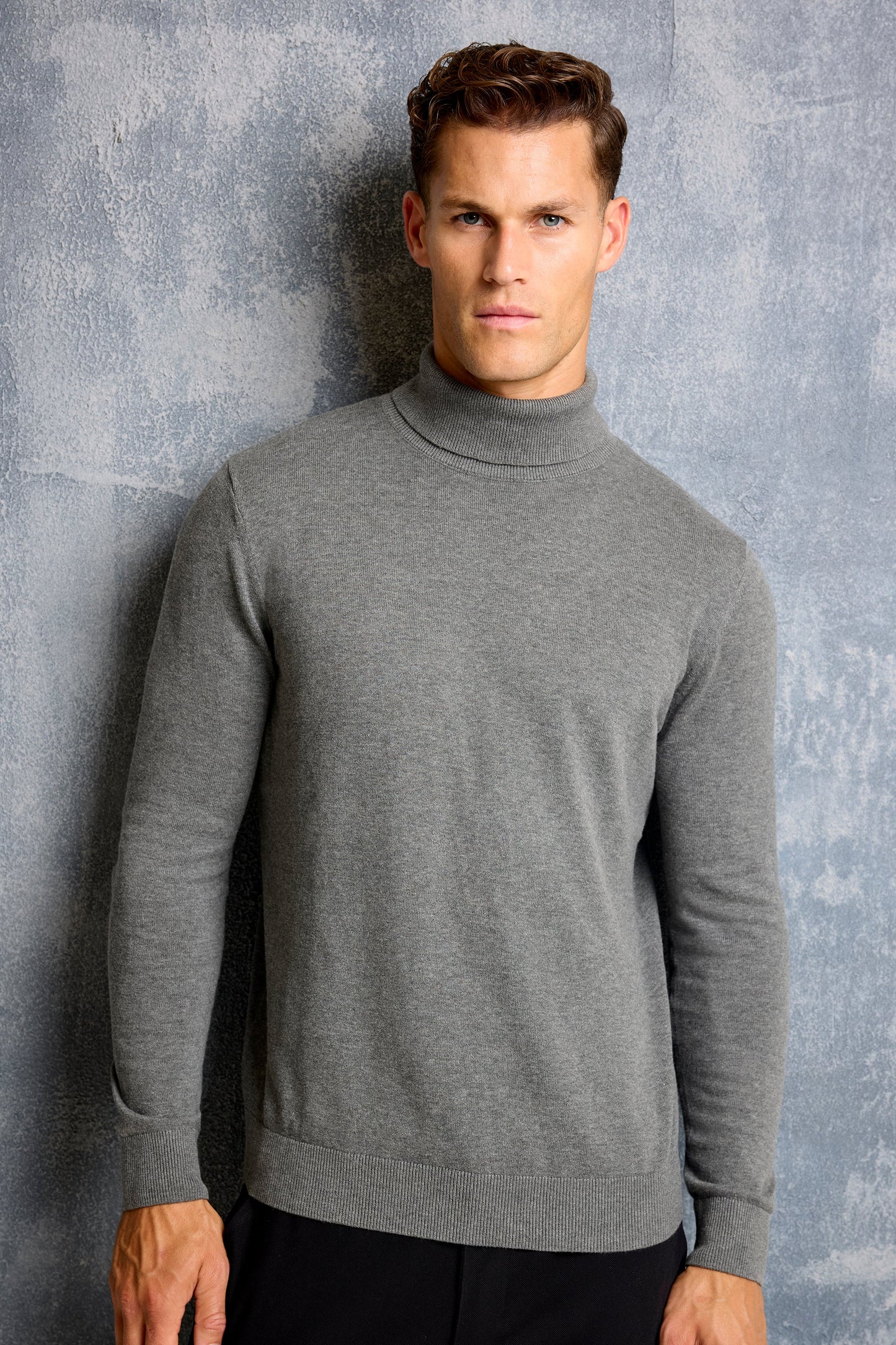THE SANTONI TURTLENECK SWEATER