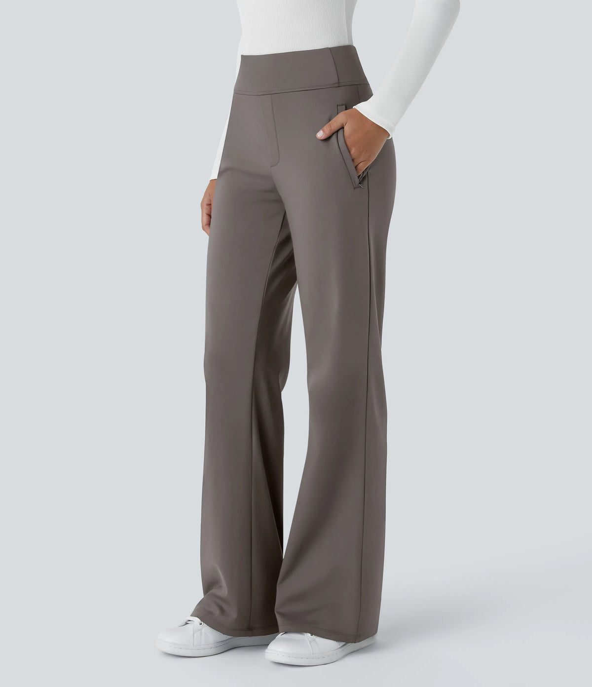 Flex - Pantalones de trabajo acampanados de talle medio DayStretch con un bolsillo lateral con cremallera